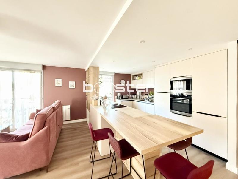 Appartement ancien - 109 m² - 5 pièces