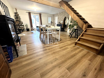 Maison - 106 m² - 5 pièces