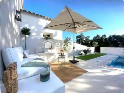 Maison - 150 m² - 5 pièces