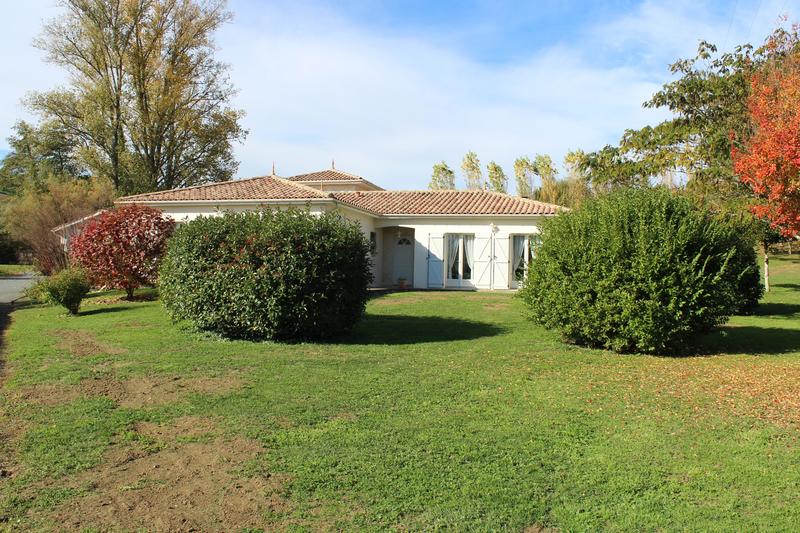 Maison - 188 m² - 8 pièces