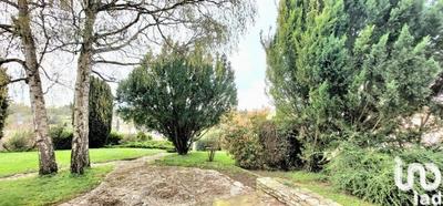 Maison - 250 m² - 12 pièces