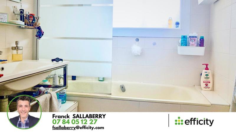 Appartement - 81 m² - 4 pièces