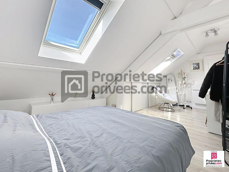 Maison - 186 m² - 6 pièces