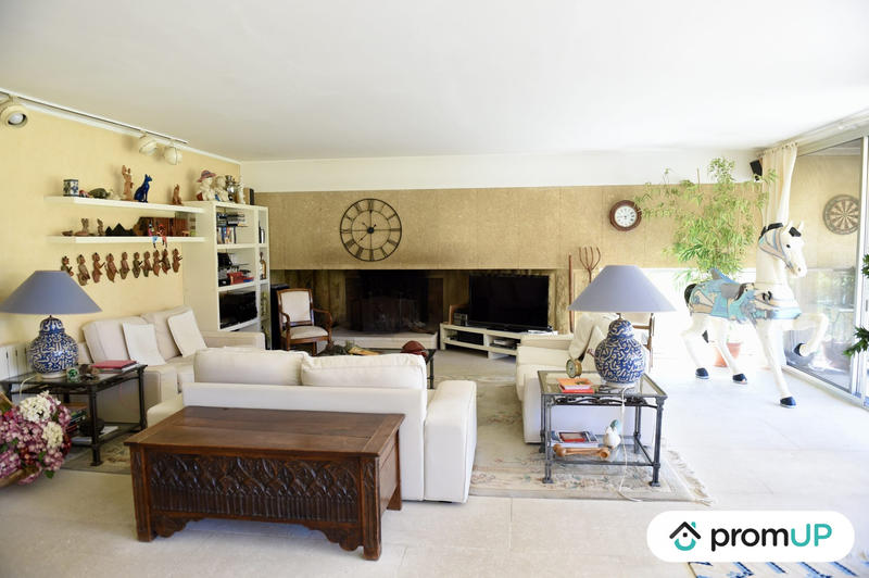 Villa - 280 m² - 7 pièces