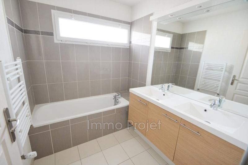 Appartement - 85 m² - 4 pièces