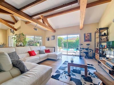 Villa - 150 m² - 4 pièces