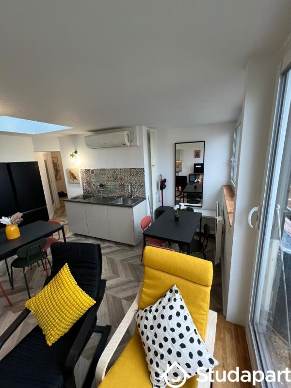 Chambre - 11 m² - 1 pièce