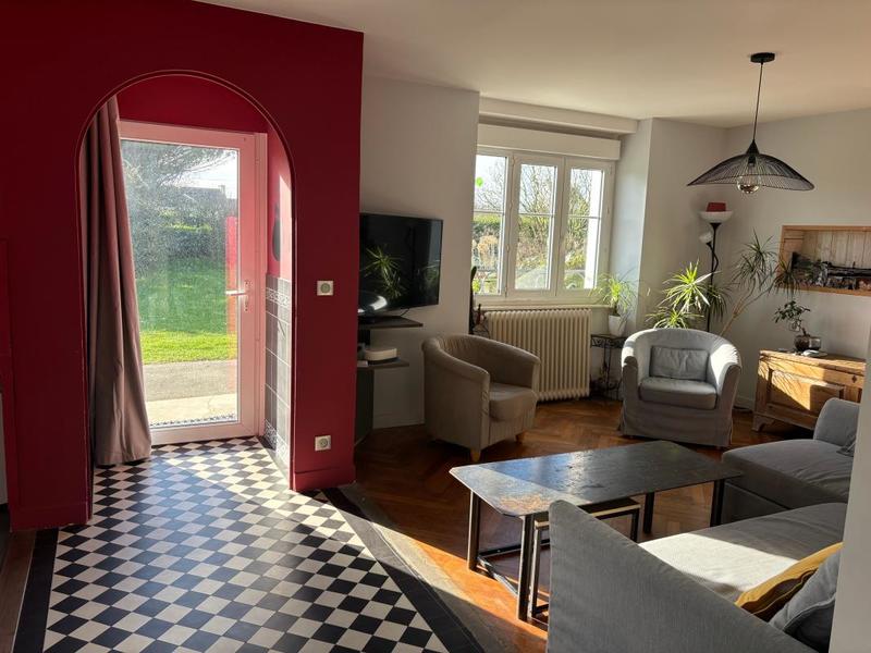 Maison - 110 m² - 5 pièces