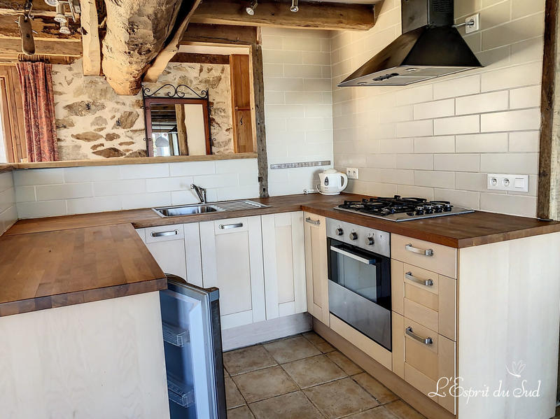 Maison - 287 m² - 14 pièces