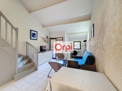 Studio - 34 m² - 2 pièces