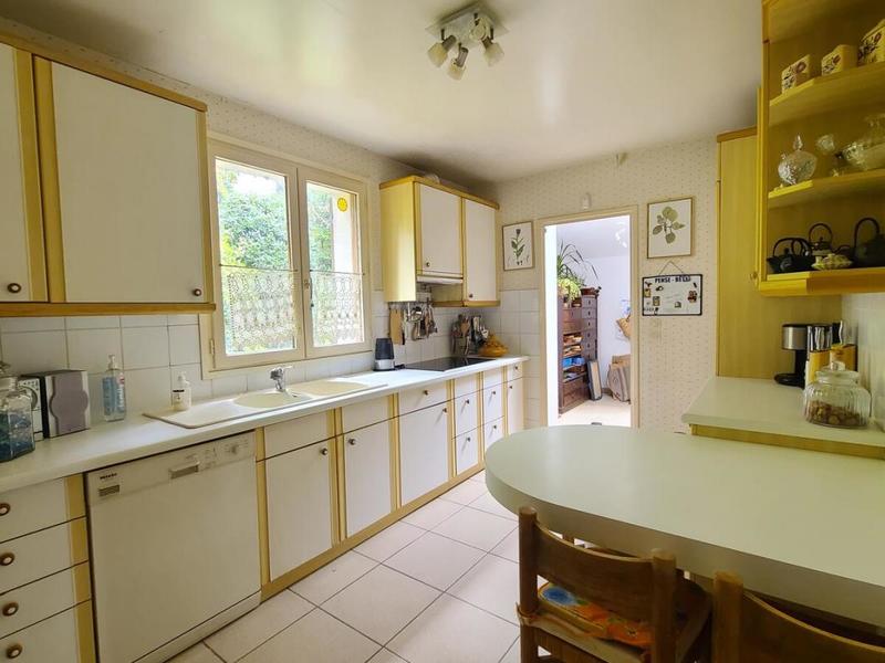 Maison - 169 m² - 8 pièces