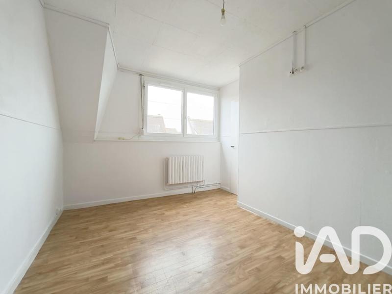 Maison - 96 m² - 5 pièces