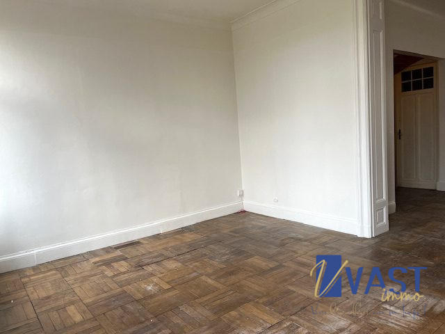 Maison ancienne - 193 m² - 8 pièces