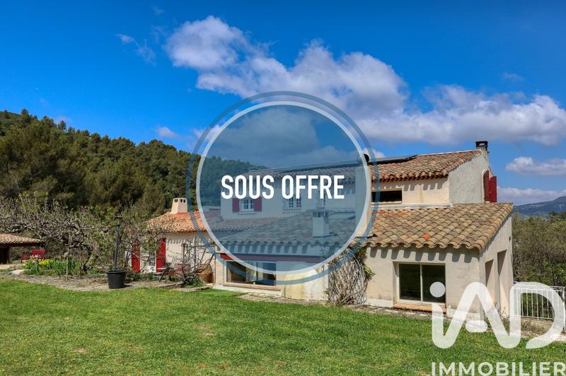 Maison - 290 m² - 6 pièces