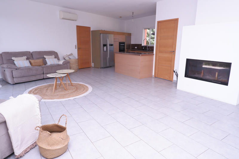 Maison - 145 m² - 5 pièces