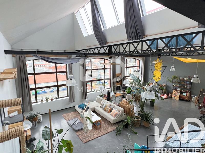 Loft - 248 m² - 8 pièces