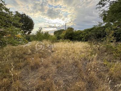 Terrain industriel - 1 160 m²