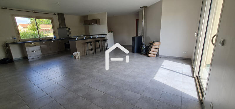 Maison - 104 m² - 5 pièces