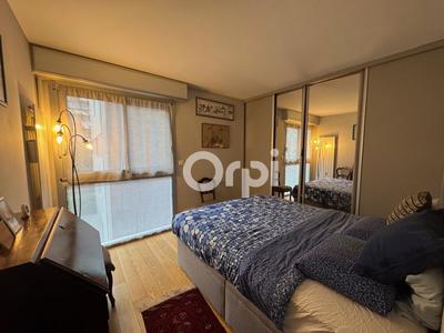 Appartement - 80 m² - 2 pièces