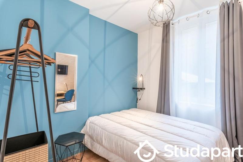 Chambre - 10 m² - 1 pièce