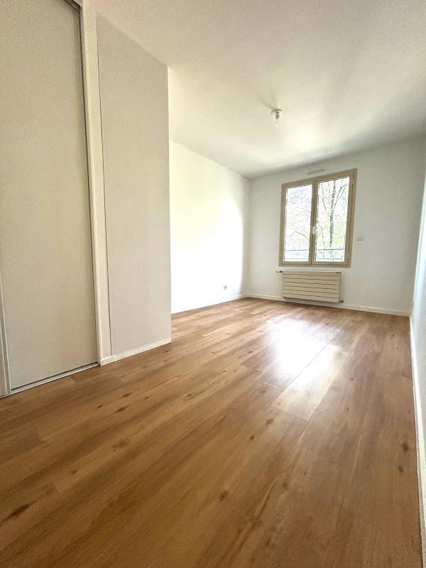 Appartement - 77 m² - 3 pièces