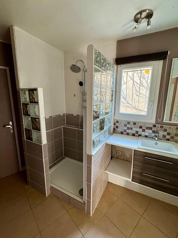 Maison - 195 m² - 5 pièces