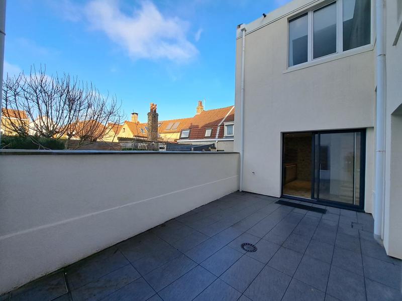 Maison - 230 m² - 7 pièces