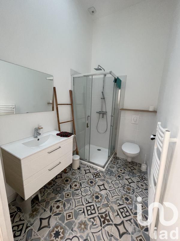 Maison - 252 m² - 10 pièces