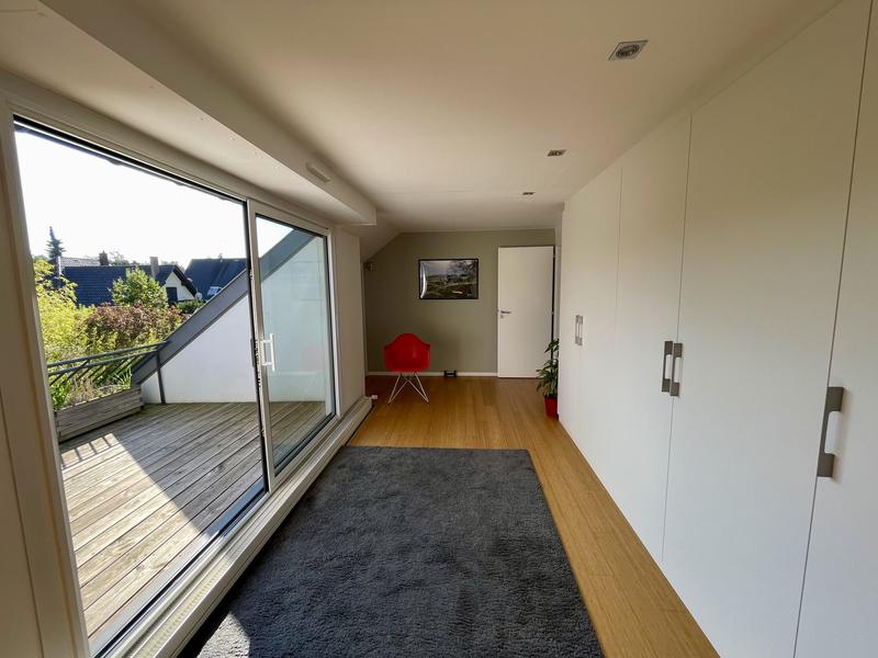 Maison contemporaine - 367 m² - 6 pièces