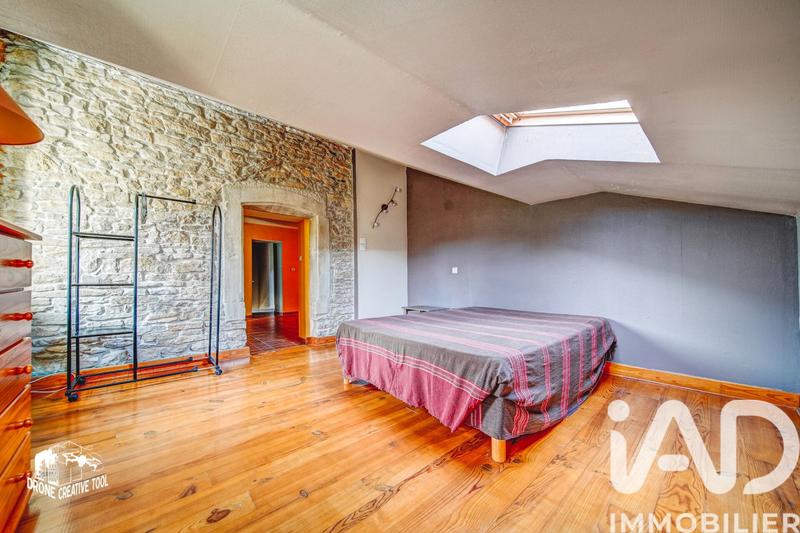 Maison de village - 219 m² - 5 pièces