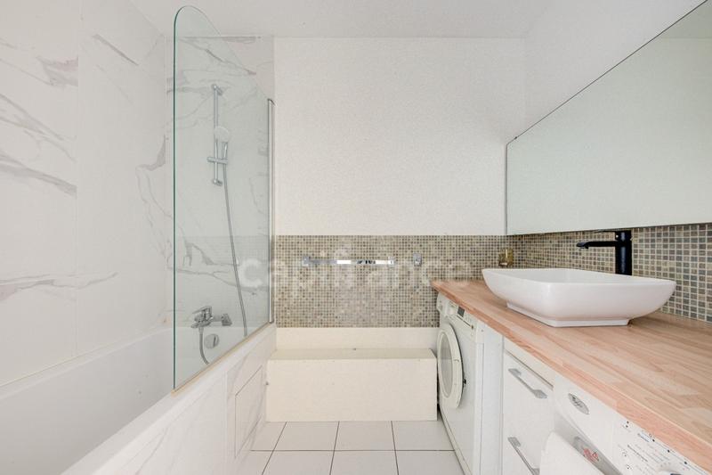 Appartement - 156 m² - 6 pièces