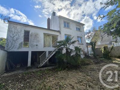 Maison de ville - 91 m² - 6 pièces