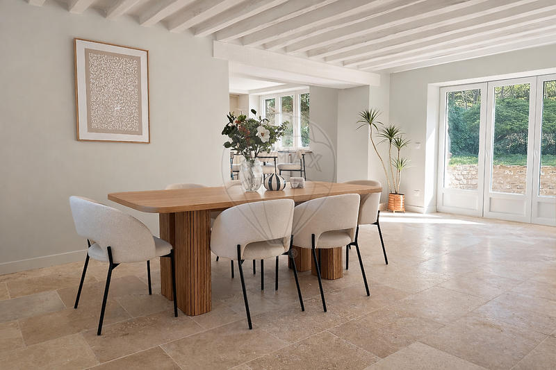 Maison ancienne - 192 m² - 7 pièces