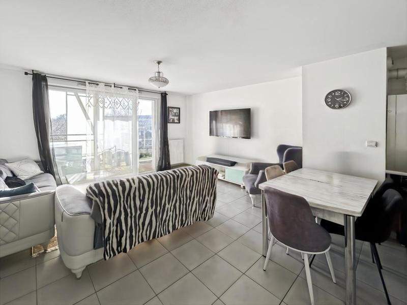 Appartement - 64 m² - 3 pièces