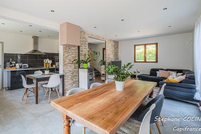 Maison - 84 m² - 4 pièces