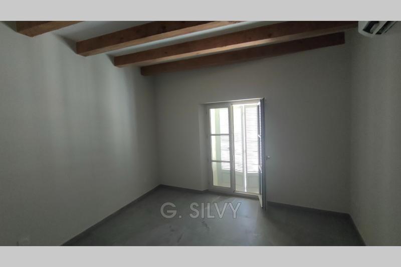 Appartement - 110 m² - 4 pièces