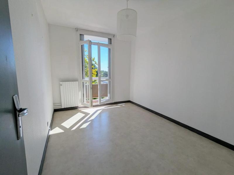 Appartement - 83 m² - 3 pièces