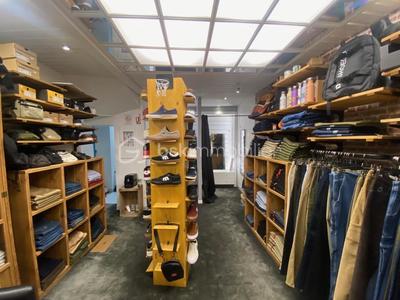 Immeuble - 210 m² - 6 pièces