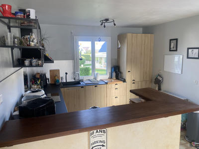 Maison - 90 m² - 5 pièces