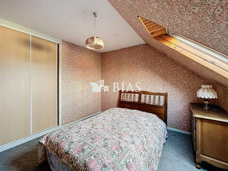 Maison - 90 m² - 4 pièces