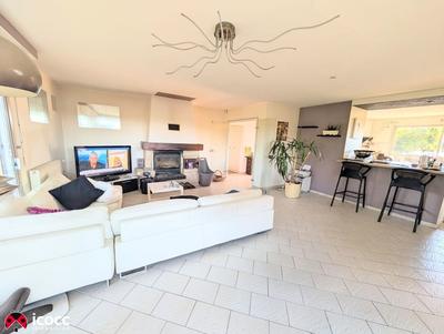 Propriété - 141 m² - 7 pièces