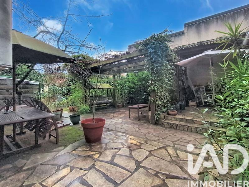 Maison - 192 m² - 7 pièces