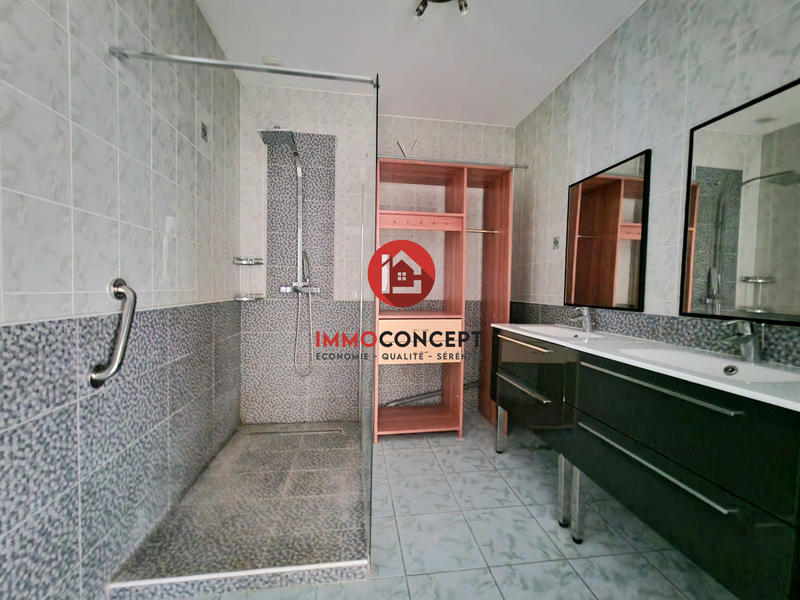 Appartement - 97 m² - 4 pièces