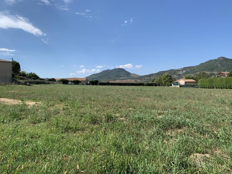 Terrain constructible - 1 000 m²