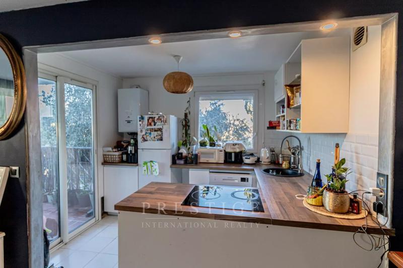 Appartement - 60 m² - 3 pièces