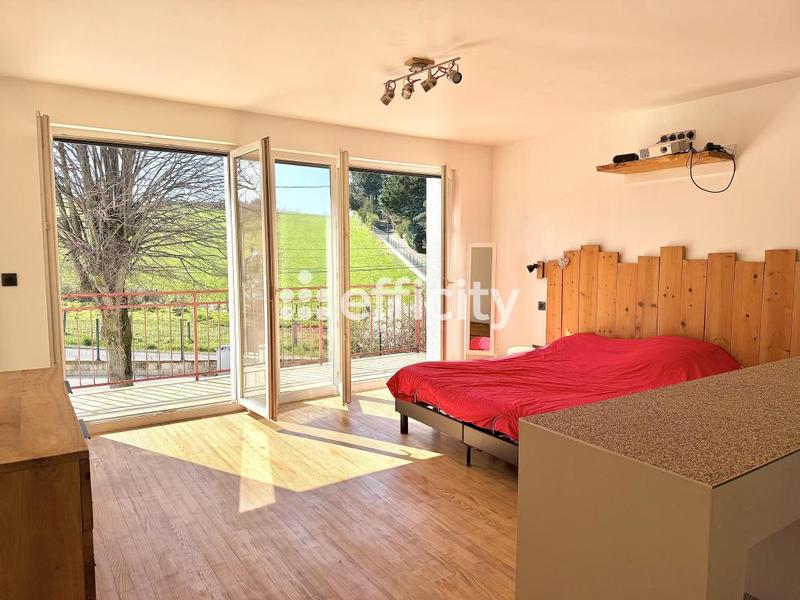 Villa - 190 m² - 6 pièces