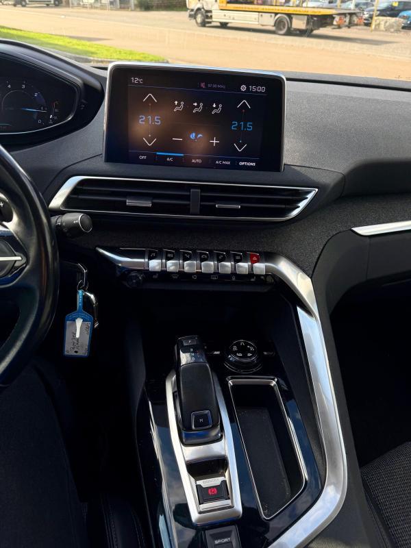 Peugeot 3008 Allure Bluehdi 120 Eat 1.6 120ch s&amp;S Eat6
