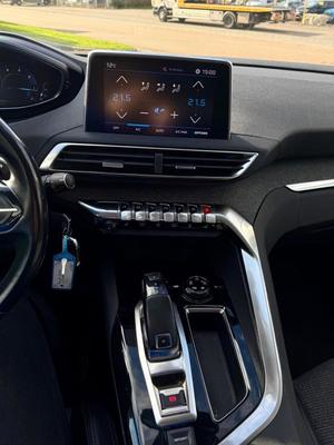 Peugeot 3008 Allure Bluehdi 120 Eat 1.6 120ch s&amp;S Eat6