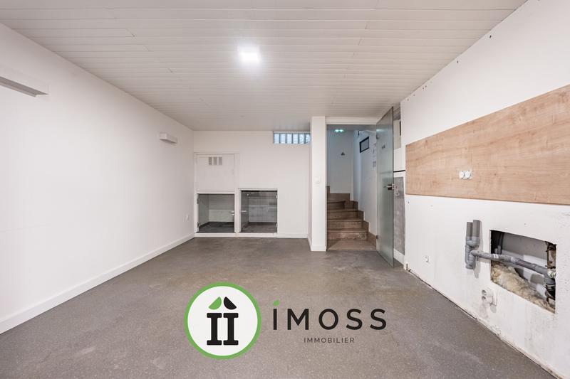 Bureau - 131 m² - 5 pièces