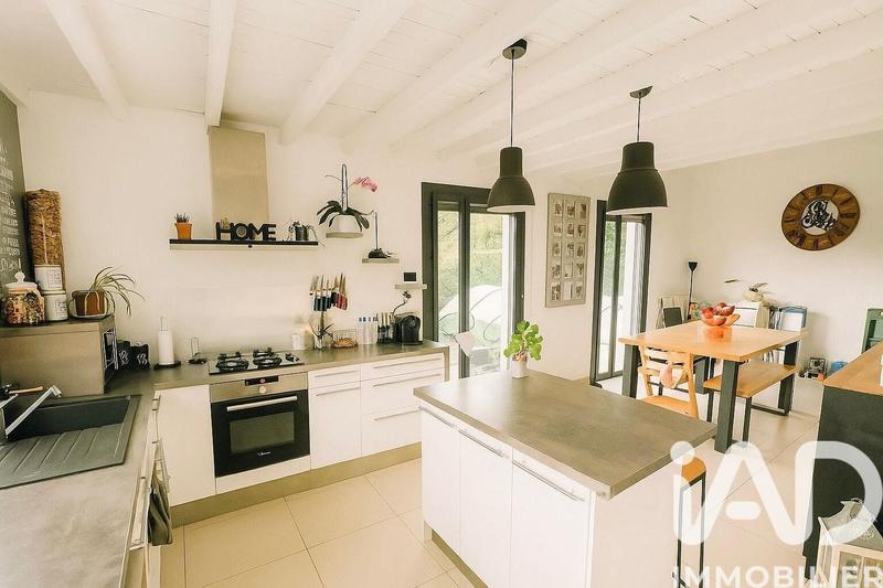 Maison - 148 m² - 7 pièces